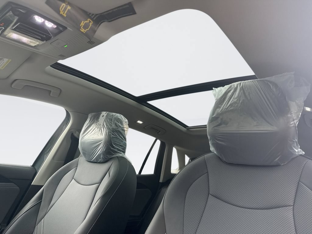 New 2026 Volkswagen Tiguan SE AWD/4WD image 16
