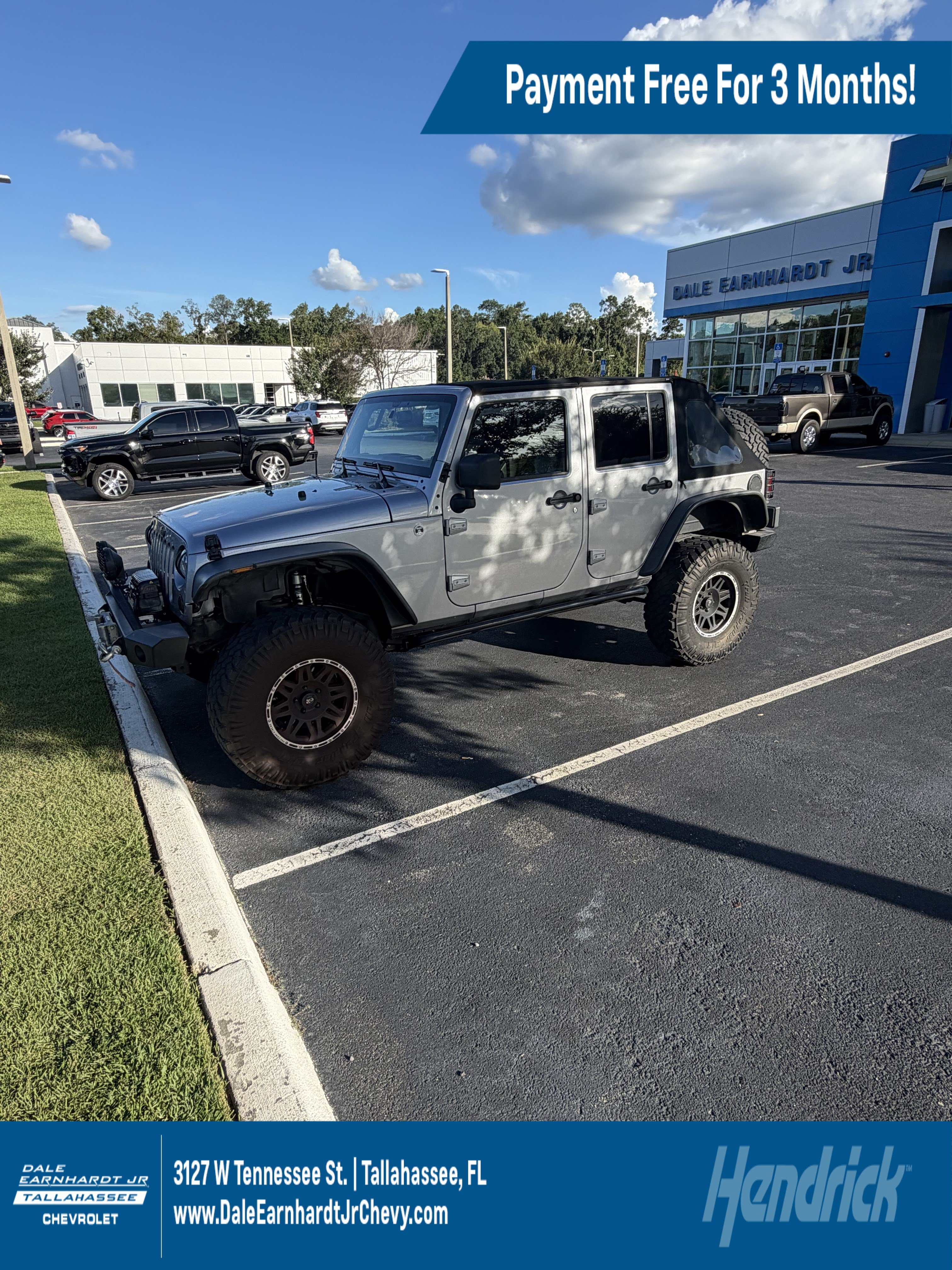 Used 2013 Jeep Wrangler Unlimited Rubicon w/ Connectivity Group