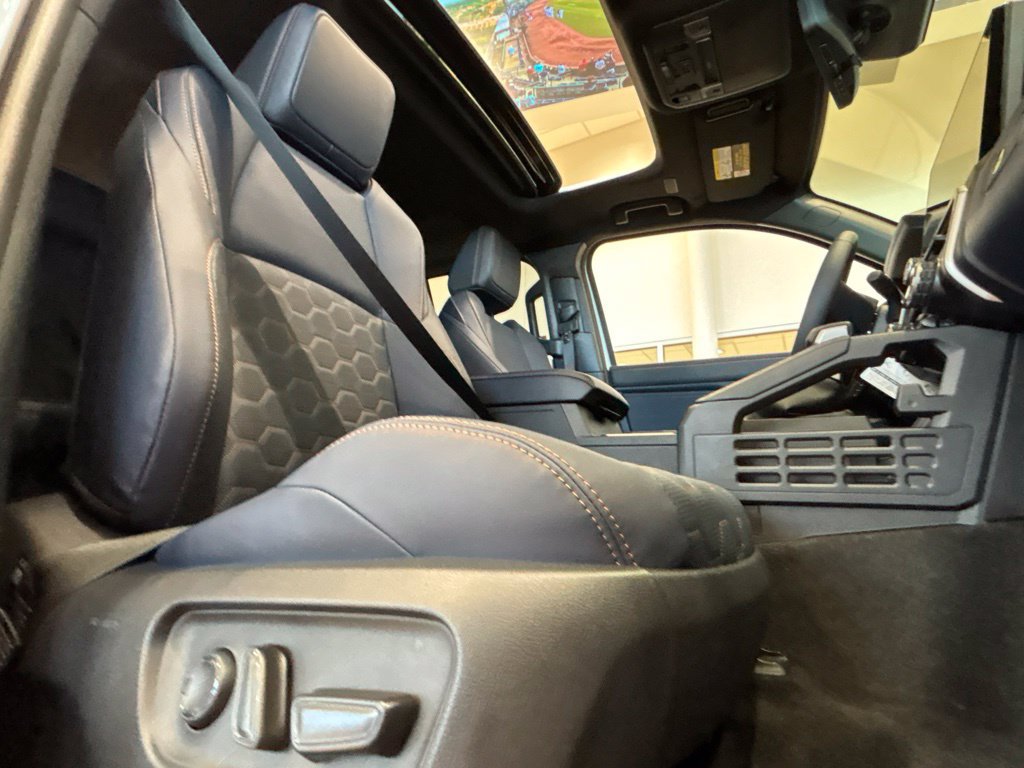New 2026 Toyota 4Runner Platinum AWD/4WD image 25