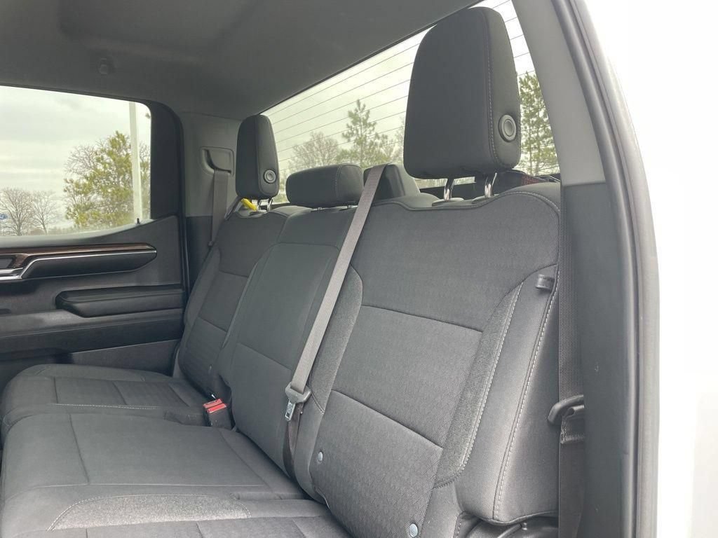 Used 2023 Chevrolet Silverado 1500 LT w/ Protection Package AWD/4WD image 31