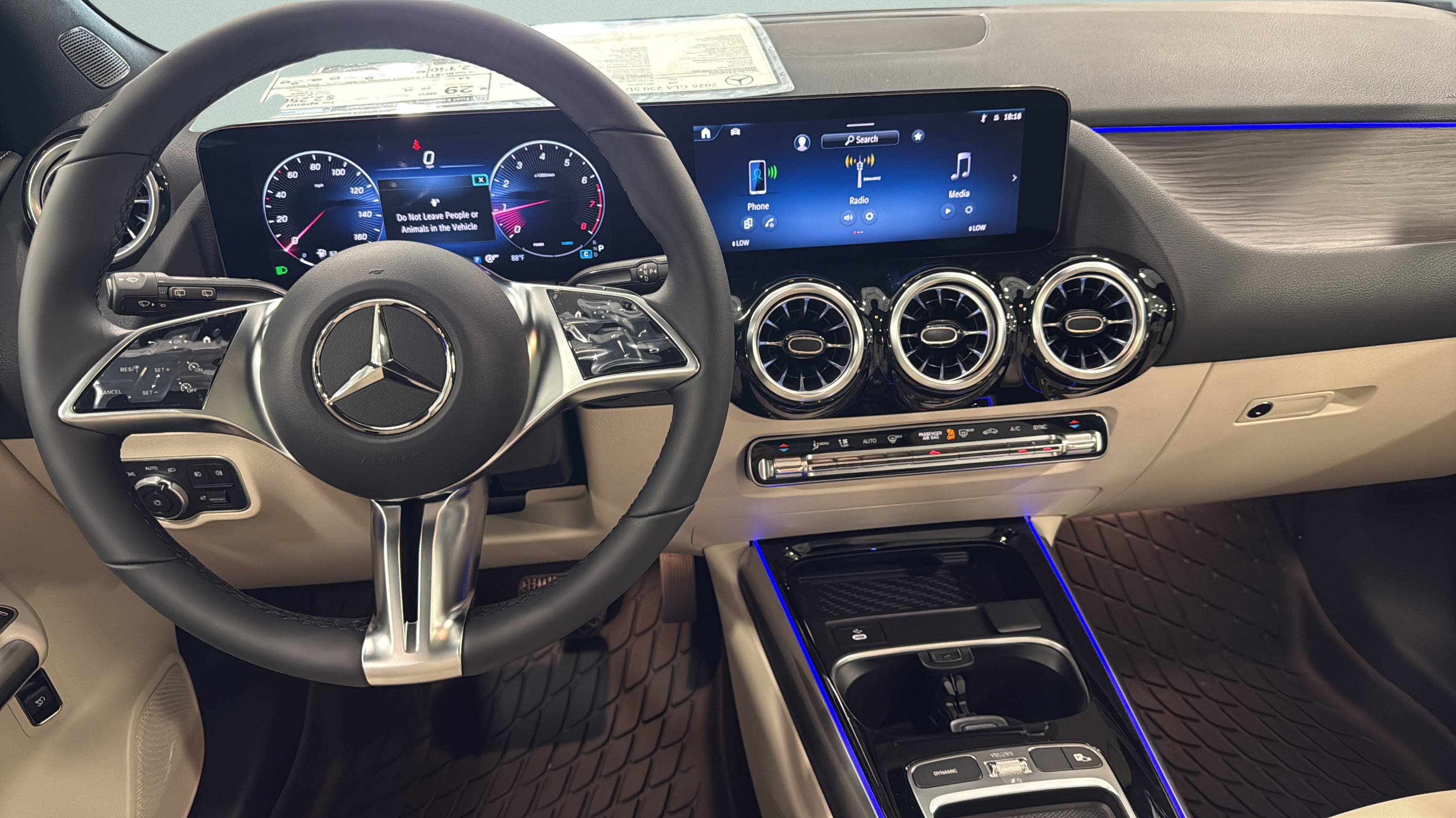 New 2026 Mercedes-Benz GLA 250 image 28