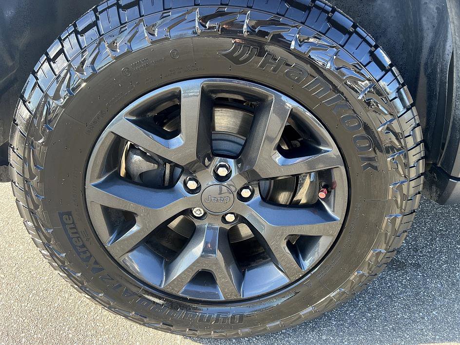 Used 2020 Jeep Cherokee Latitude image 11