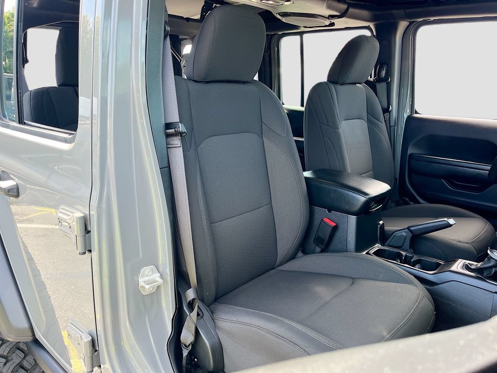 Certified 2023 Jeep Wrangler Unlimited Sport AWD/4WD image 25