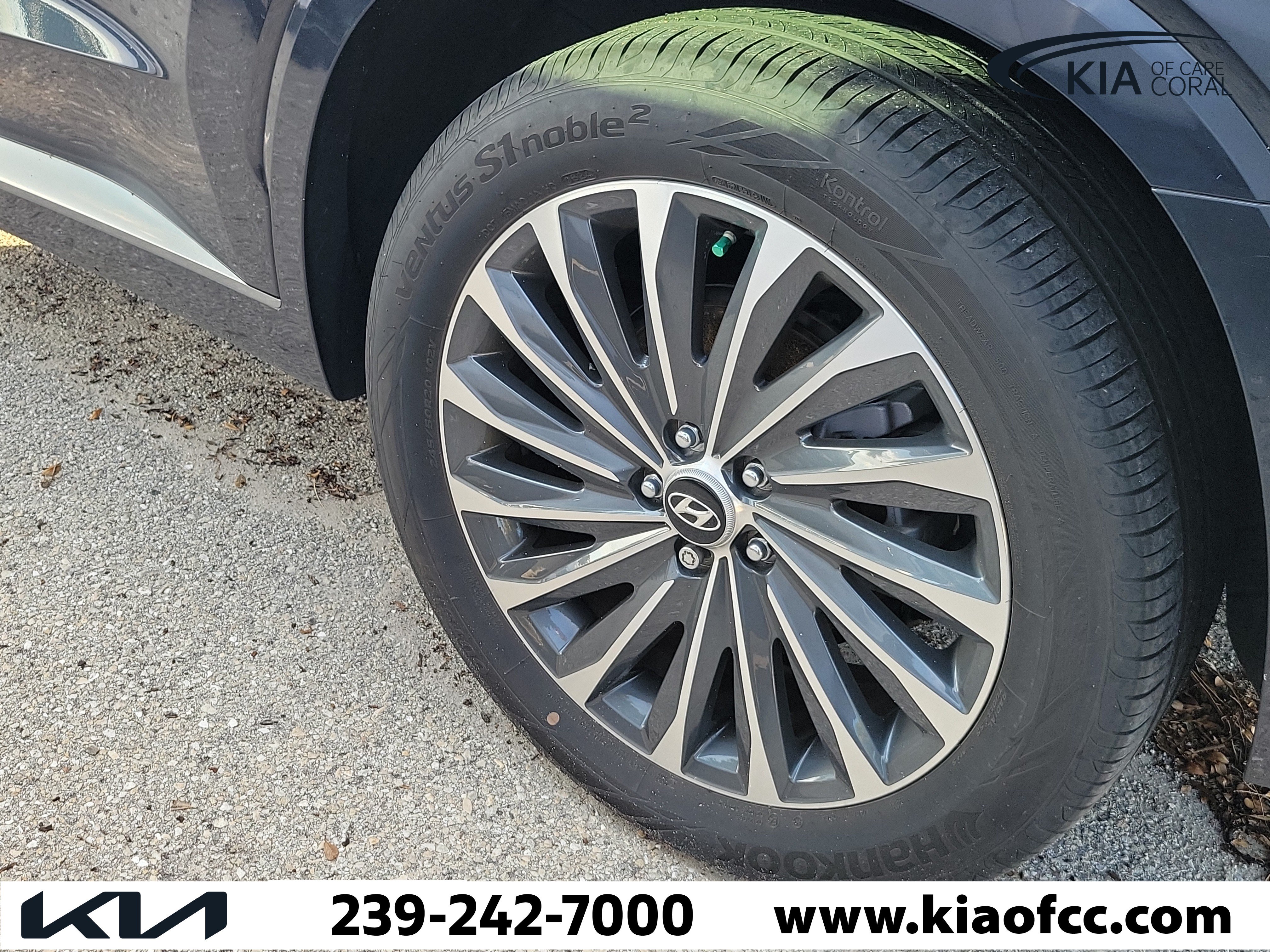 Used 2024 Hyundai Palisade Calligraphy AWD/4WD image 6