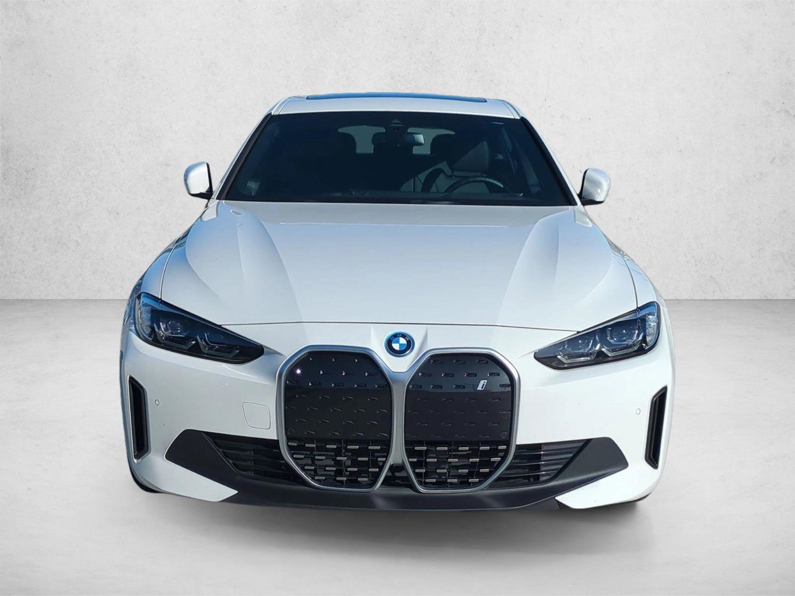 Certified 2023 BMW i4 eDrive35 w/ Premium Package RWD image 2