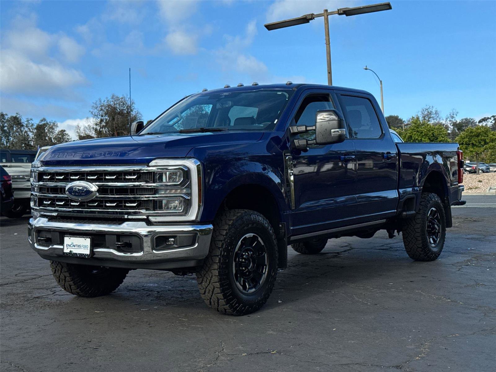 Used 2026 Ford F250 Lariat w/ Tremor Off-Road Package AWD/4WD image 4