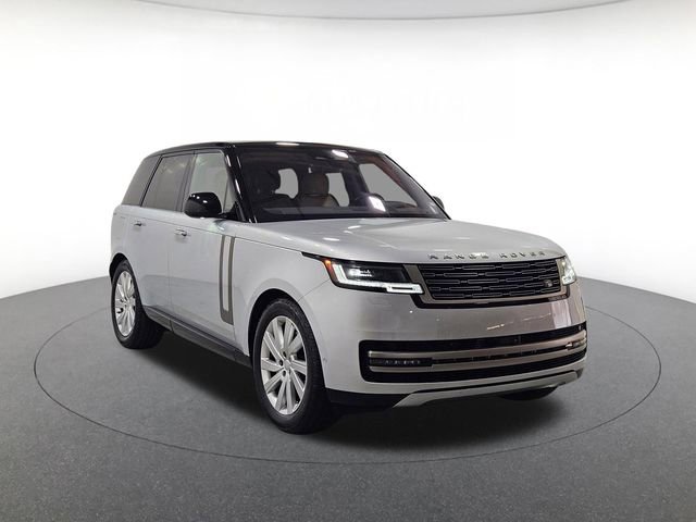 Used 2023 Land Rover Range Rover SE AWD/4WD image 3
