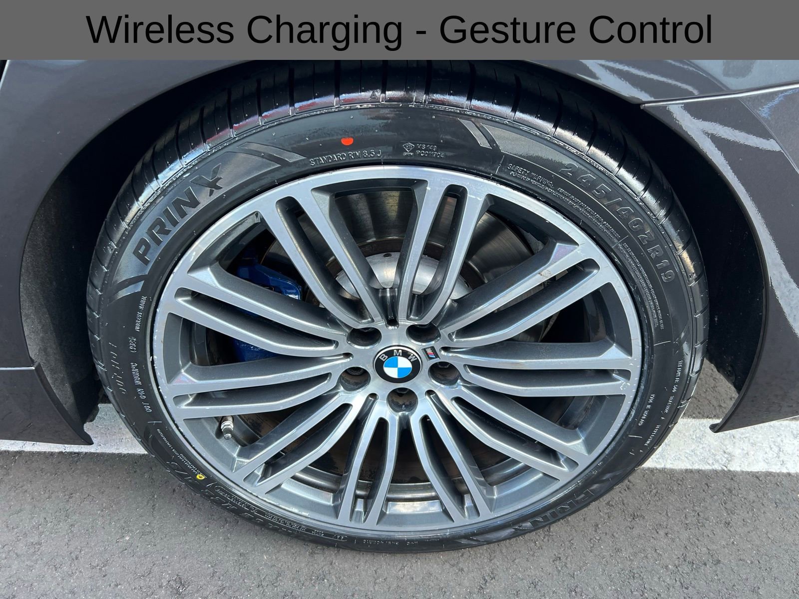Used 2020 BMW M550i xDrive w/ Executive Package image 18