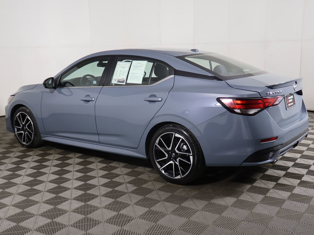 Used 2024 Nissan Sentra SR FWD image 12