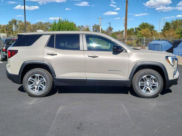 New 2026 GMC Terrain Elevation w/ Technology Package II image 2