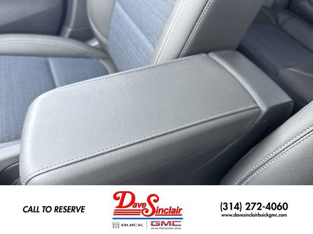 New 2026 Buick Envista Sport Touring w/ Convenience II Package FWD image 20