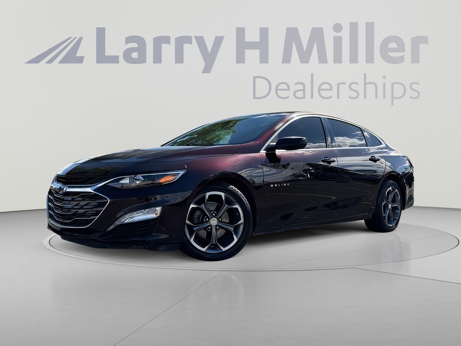 Used 2020 Chevrolet Malibu LT FWD image 1