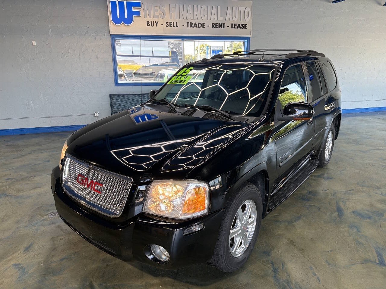 Used 2005 GMC Envoy Denali AWD/4WD image 5
