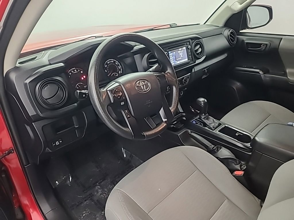 Used 2016 Toyota Tacoma SR image 23