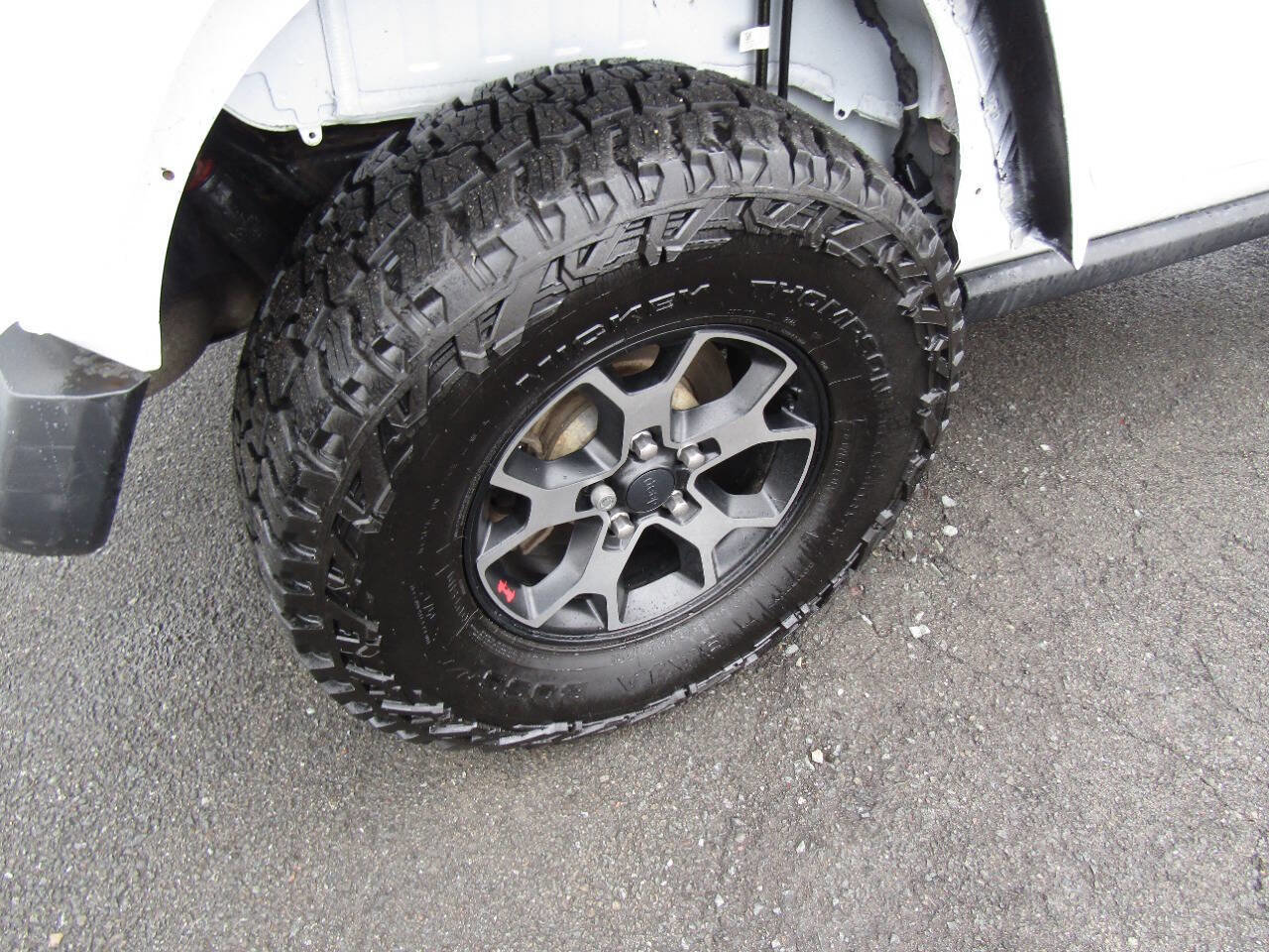 Used 2018 Jeep Wrangler Rubicon w/ Cold Weather Group image 35