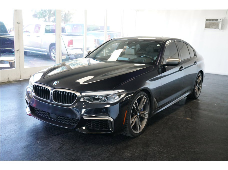 Used 2020 BMW M550i xDrive w/ Executive Package AWD/4WD image 3
