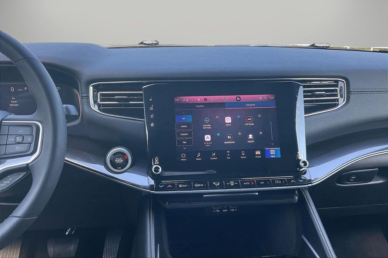 Used 2023 Jeep Wagoneer 4WD w/ Premium Group I image 13