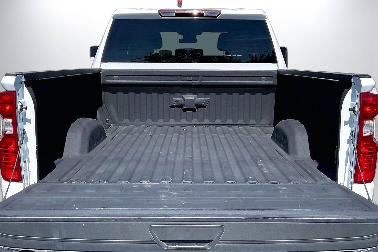 Used 2024 Chevrolet Silverado 2500 LT image 26