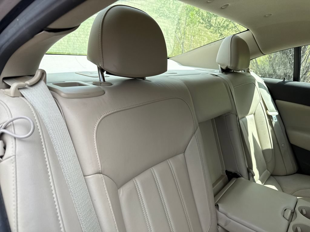 Used 2013 Buick Regal Premium FWD image 25