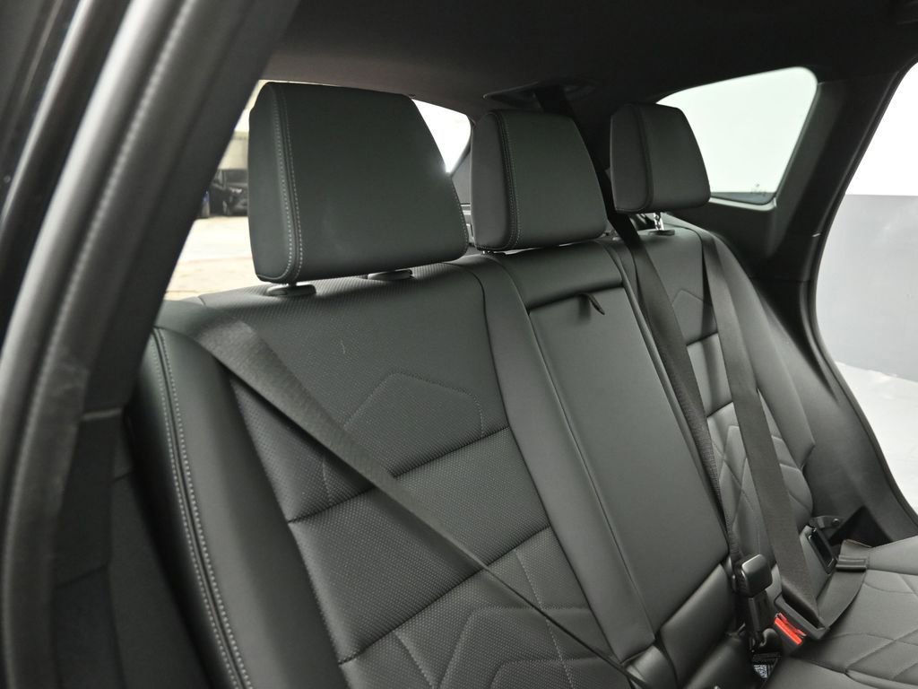 Used 2024 BMW X1 xDrive28i w/ M Sport Package image 26