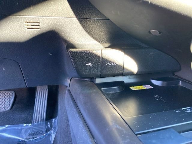 Used 2023 Toyota Camry XSE image 30