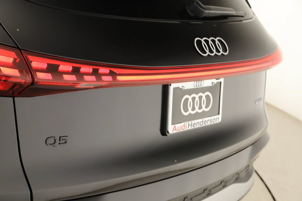 Certified 2025 Audi Q5 Premium AWD/4WD image 31