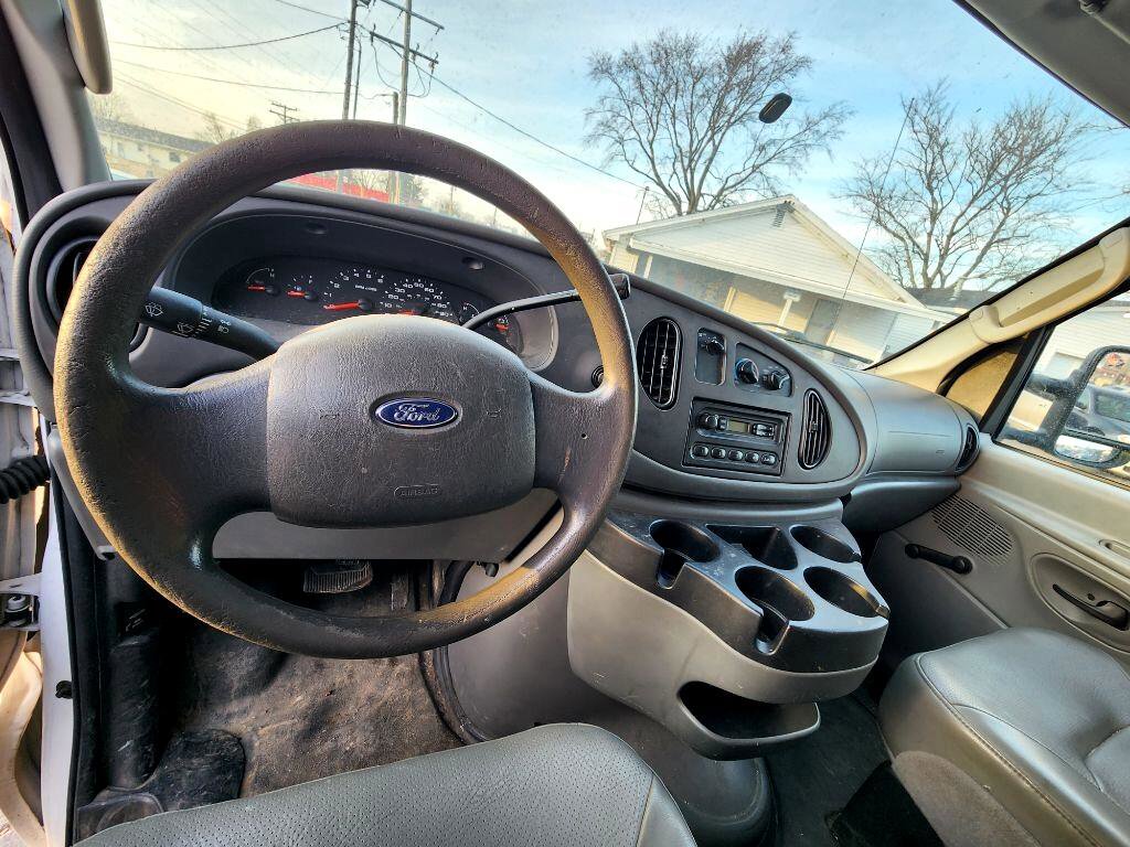 Used 2007 Ford E-250 and Econoline 250 image 11