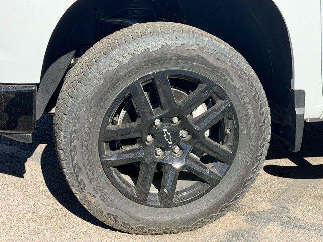 Used 2026 Chevrolet Silverado 1500 Custom Trail Boss w/ Turbomax Blackout Package AWD/4WD image 6