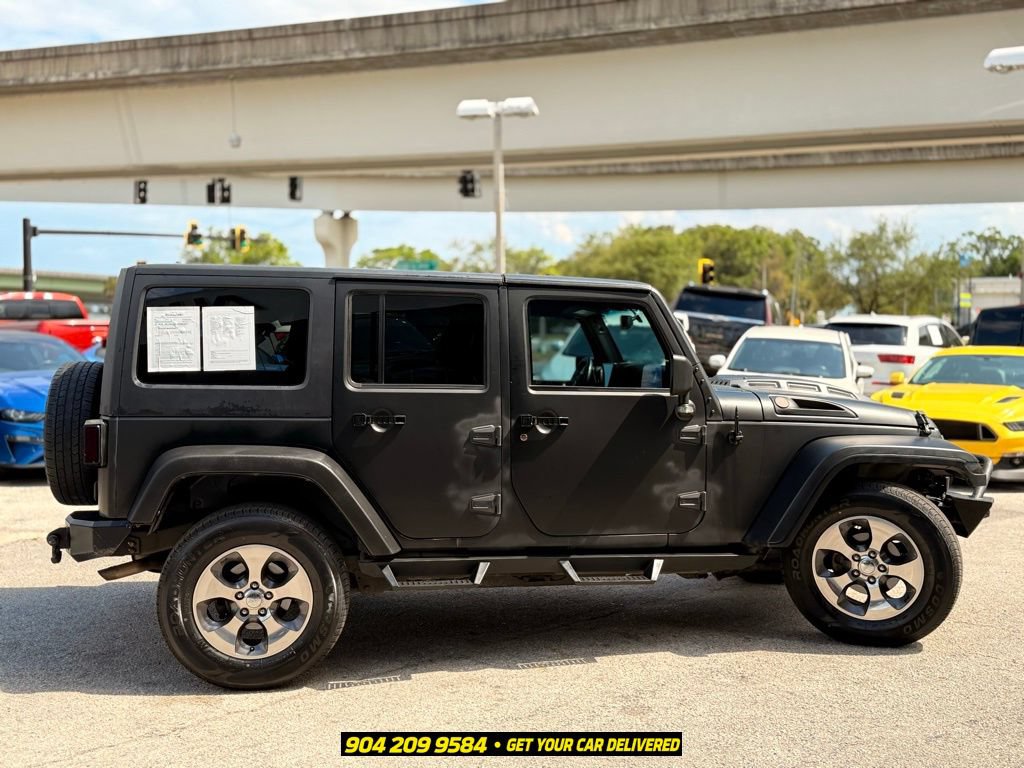Used 2017 Jeep Wrangler Unlimited Sahara w/ Dual Top Group AWD/4WD image 11
