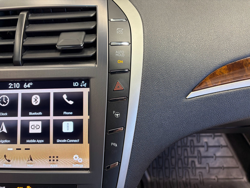 Used 2019 Lincoln MKZ Reserve FWD image 26