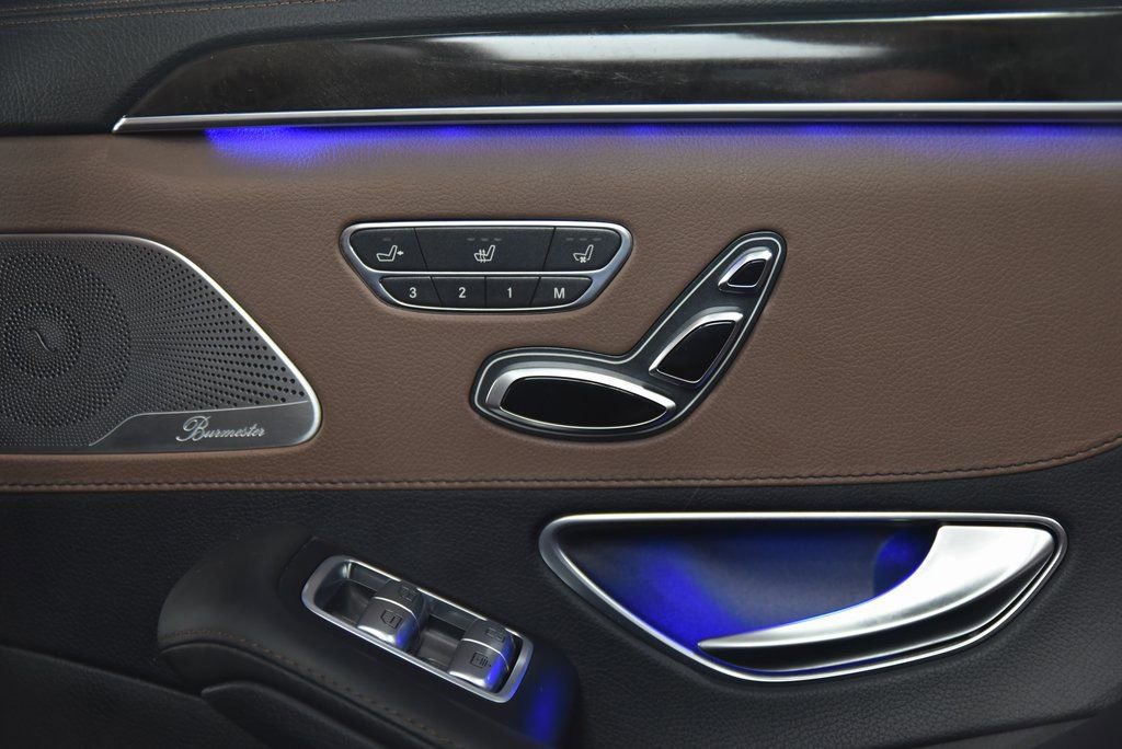 Used 2014 Mercedes-Benz S 550 Sedan image 19
