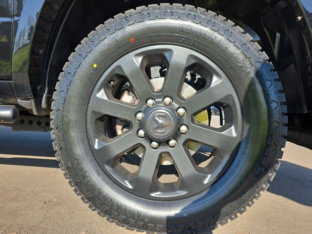 Used 2020 RAM 2500 Laramie w/ Night Edition image 8