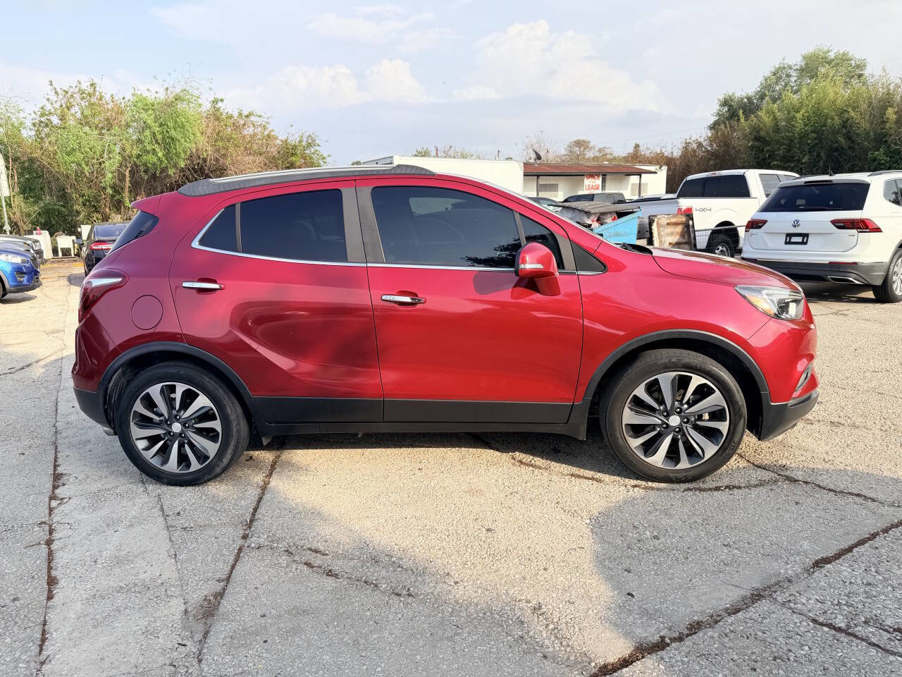 Used 2019 Buick Encore Essence image 4