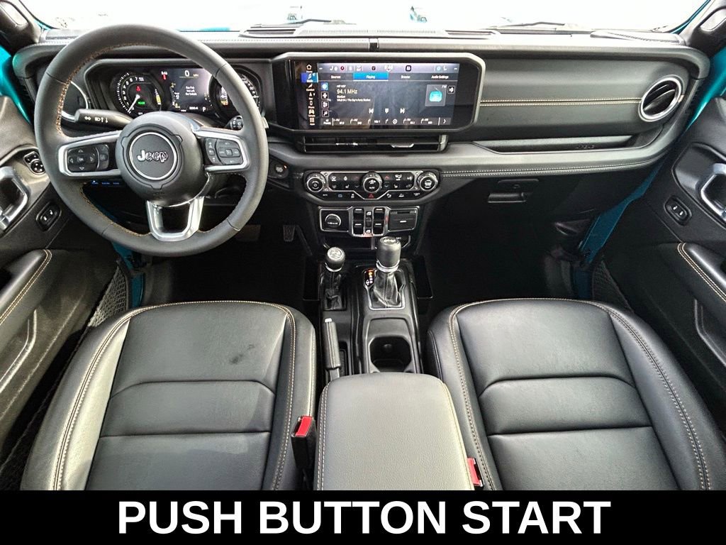 Used 2024 Jeep Wrangler Unlimited Sahara w/ Technology Group AWD/4WD image 10