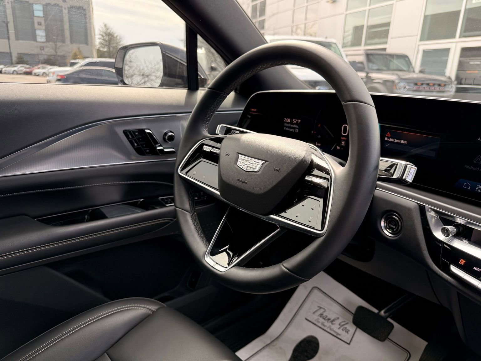 Used 2024 Cadillac Lyriq Tech image 32