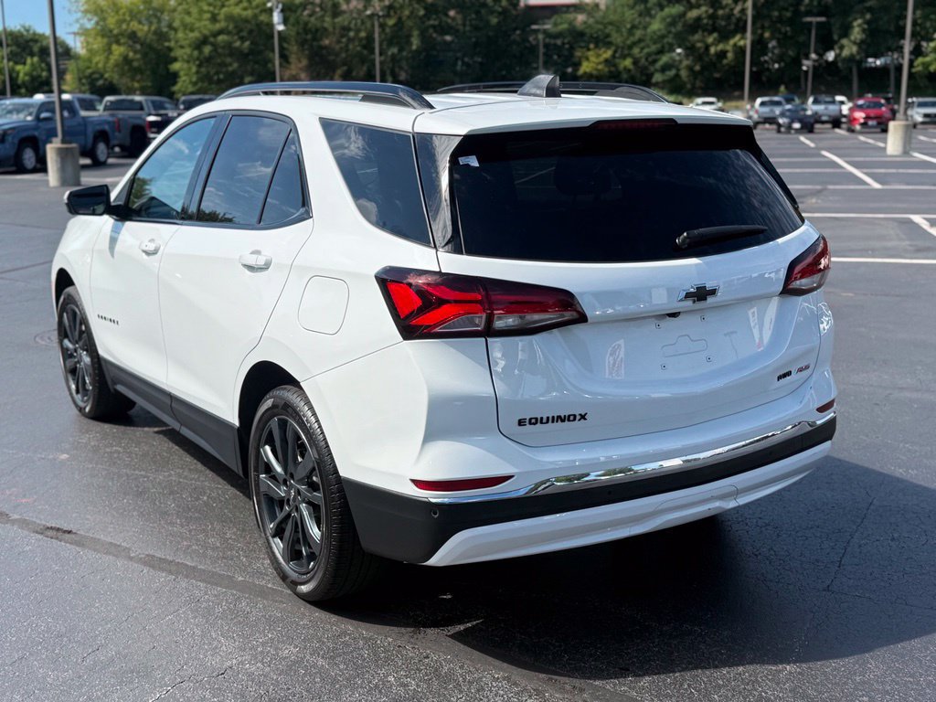 Used 2023 Chevrolet Equinox RS w/ RS Leather Package AWD/4WD image 5