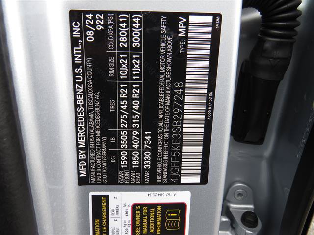 Used 2025 Mercedes-Benz GLS 450 4MATIC w/ AMG Line Exterior image 8