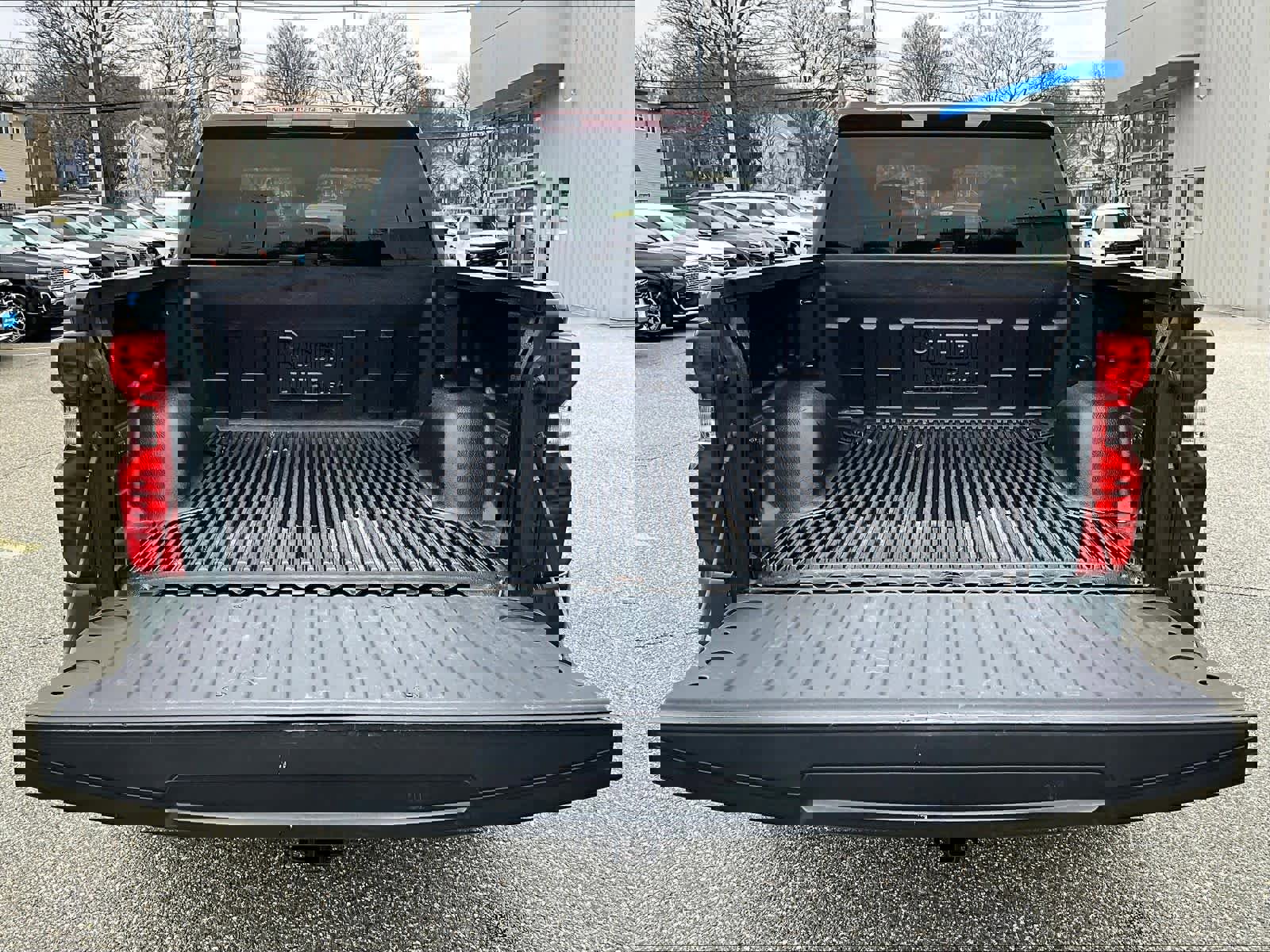 Used 2025 Chevrolet Silverado 1500 LT image 30