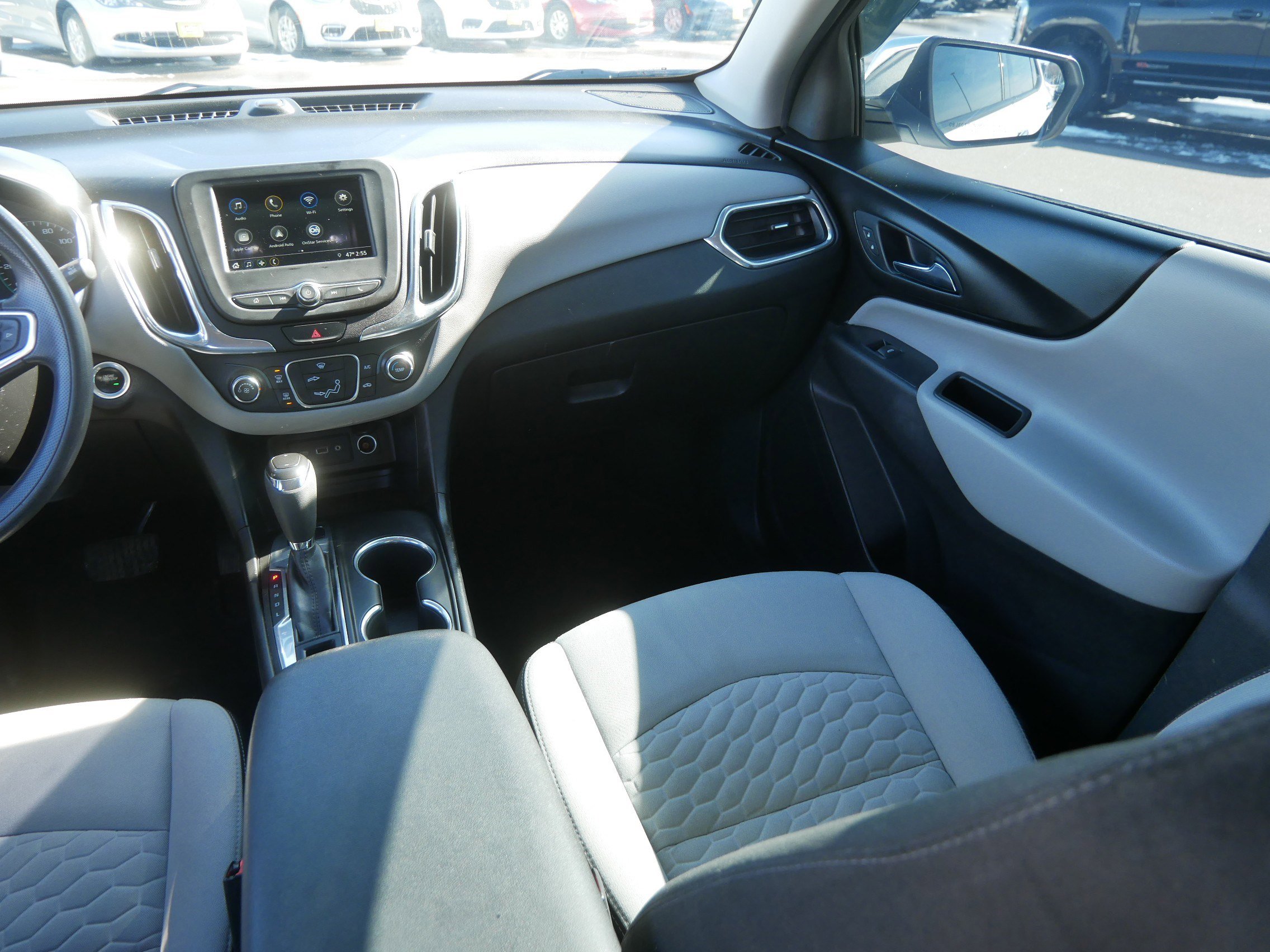 Used 2019 Chevrolet Equinox LS w/ LS Convenience Package image 11