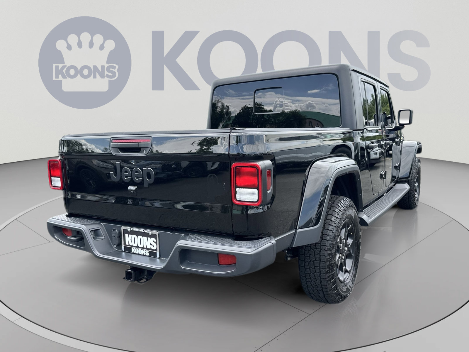 Used 2023 Jeep Gladiator Sport AWD/4WD image 11