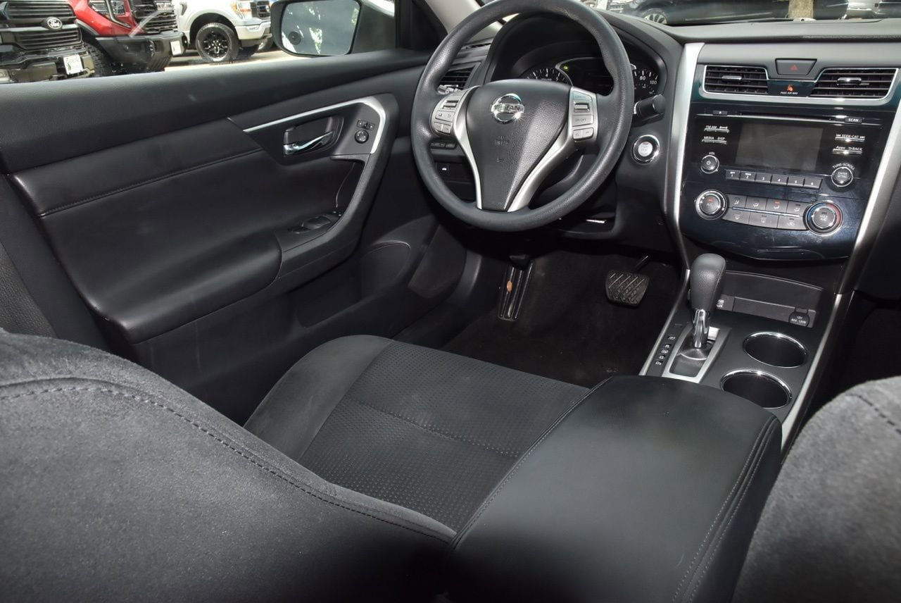 Used 2015 Nissan Altima 2.5 S w/ Power Driver Seat Package FWD image 15