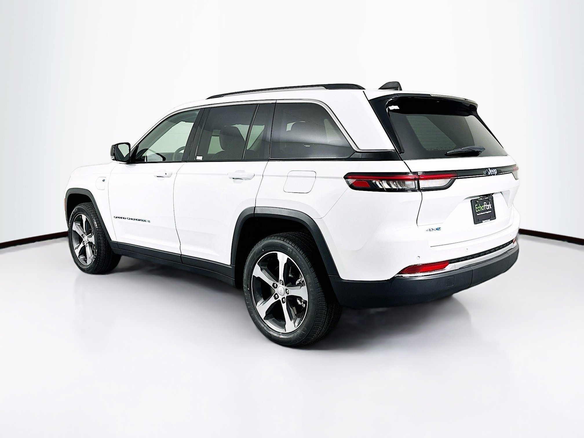 Used 2022 Jeep Grand Cherokee Limited 4xe AWD/4WD image 5
