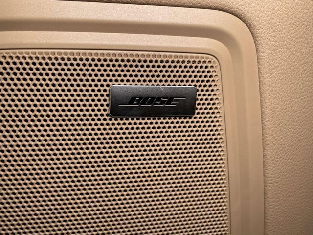 New 2026 Porsche Macan image 38