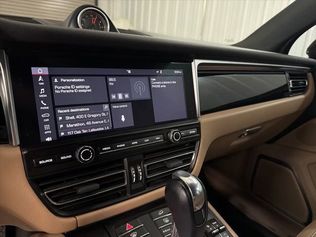 Used 2019 Porsche Macan AWD/4WD image 32