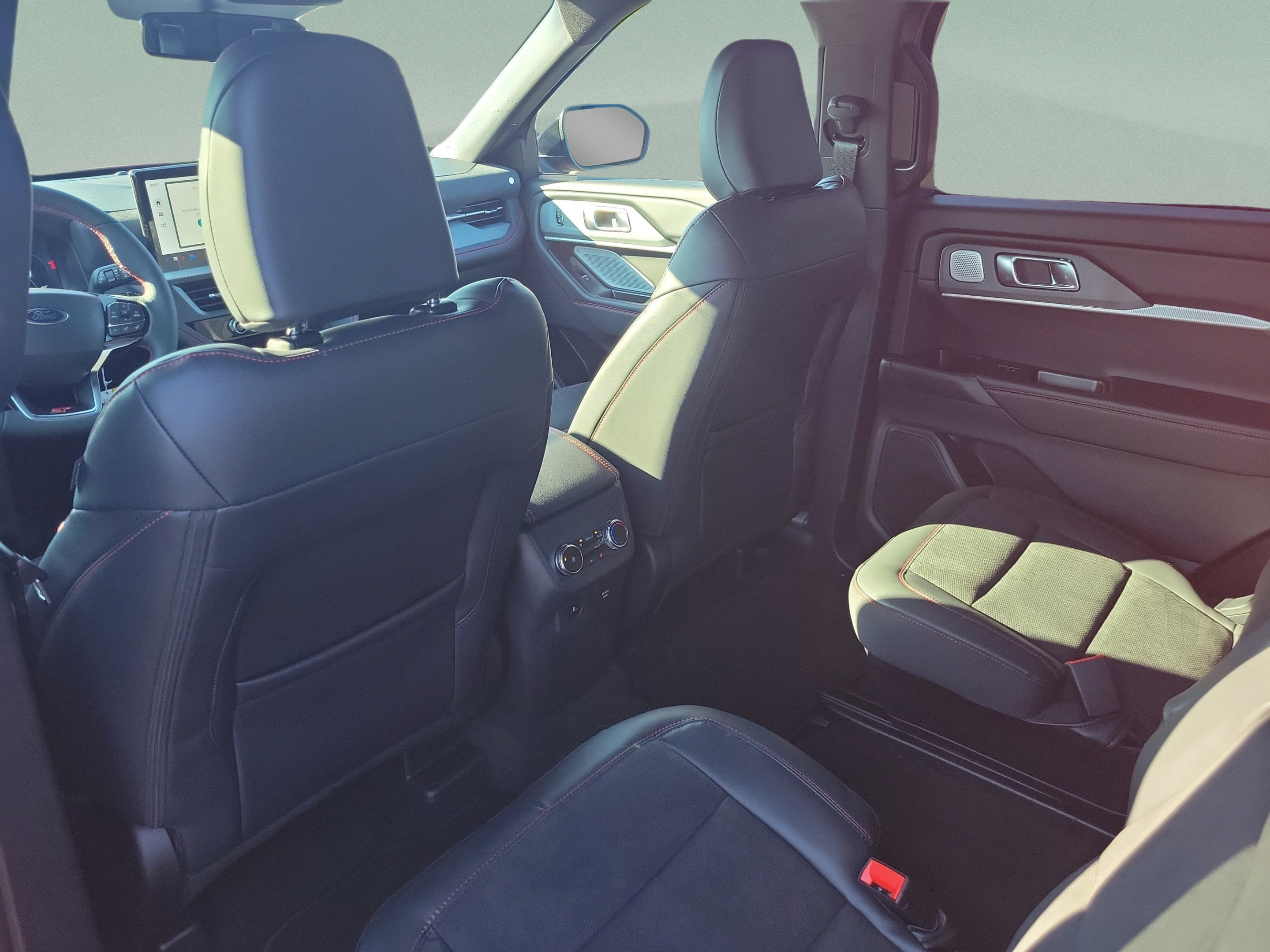New 2026 Ford Explorer ST w/ Sun And Sound Package AWD/4WD image 10