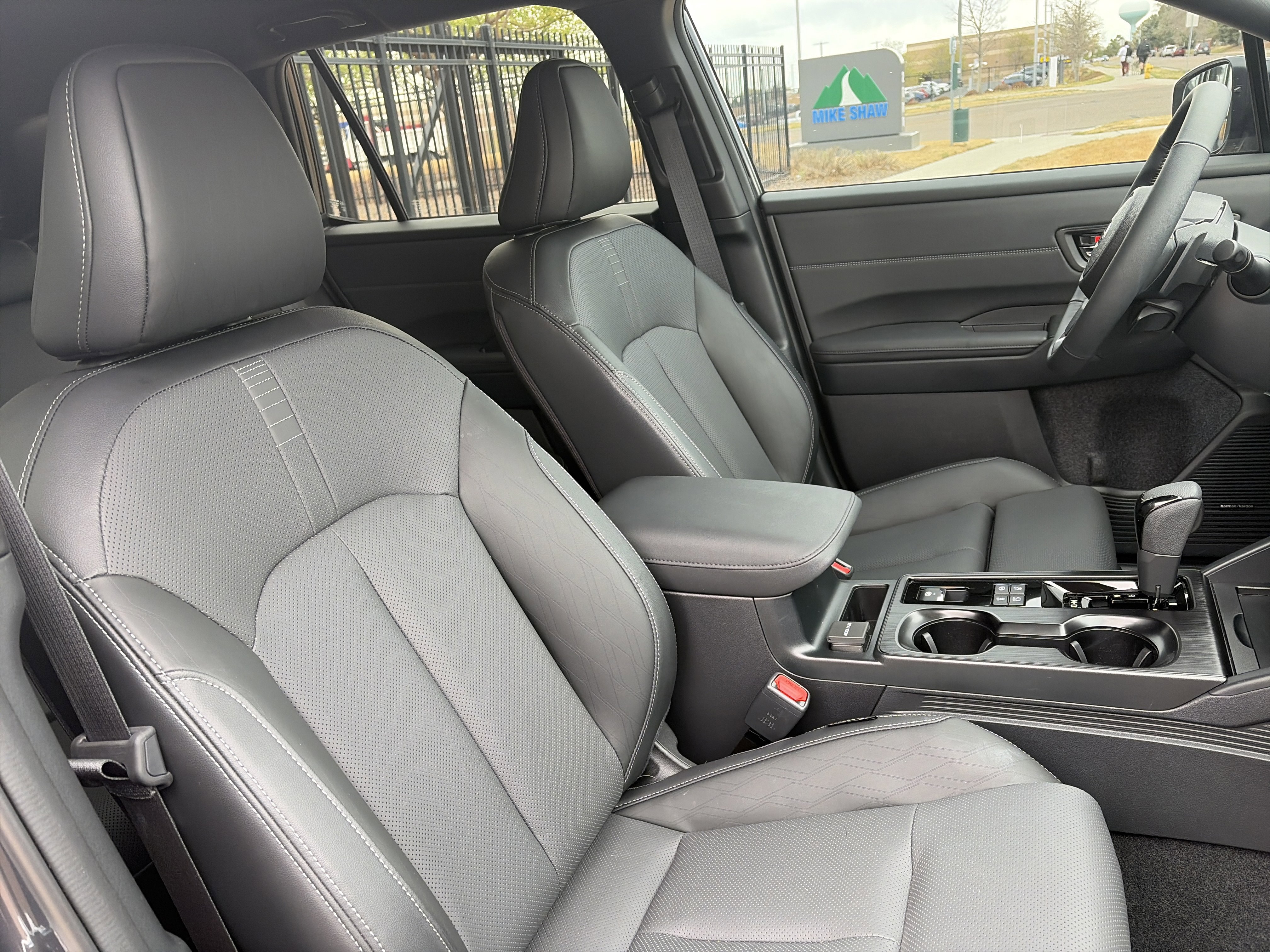 Used 2026 Subaru Outback Touring XT AWD/4WD image 29