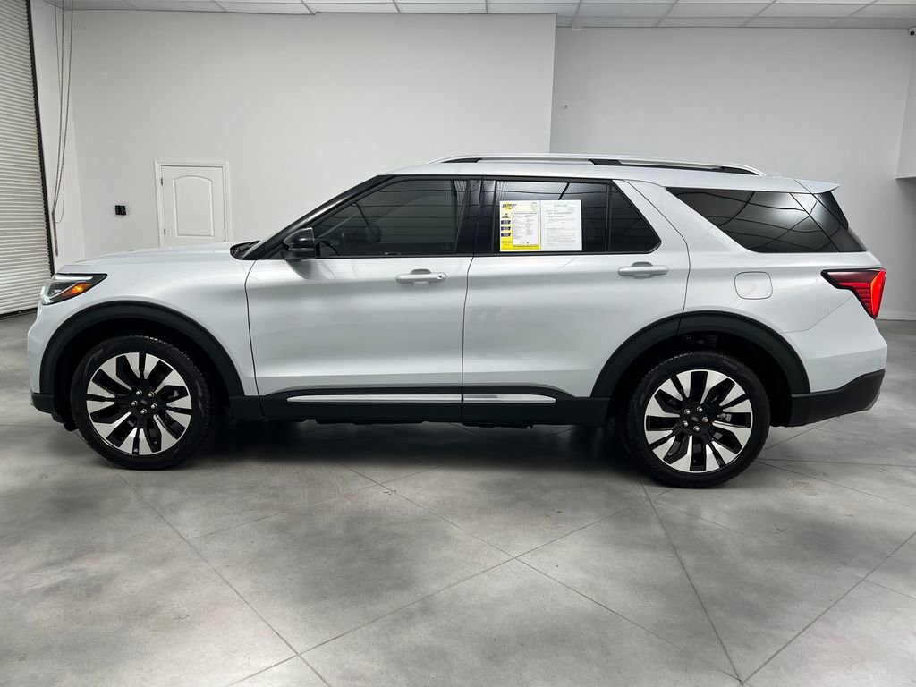 Used 2025 Ford Explorer Platinum w/ LUX Leather Package AWD/4WD image 4