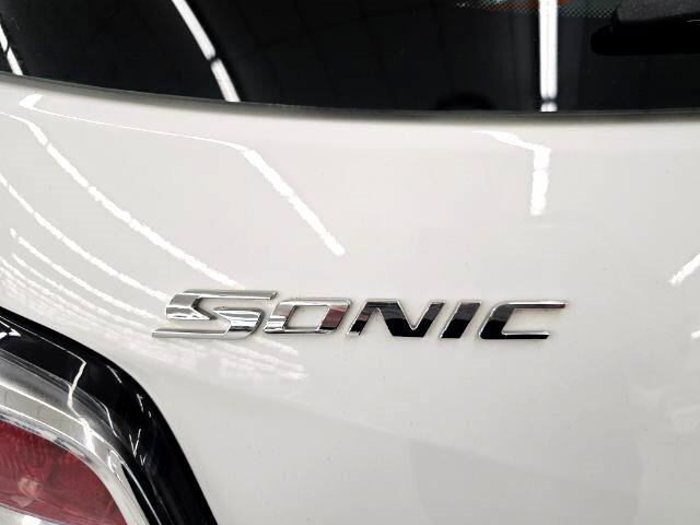 Used 2019 Chevrolet Sonic LT image 40