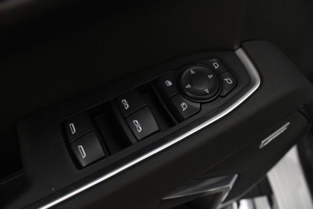 New 2026 GMC Sierra 1500 SLT image 16