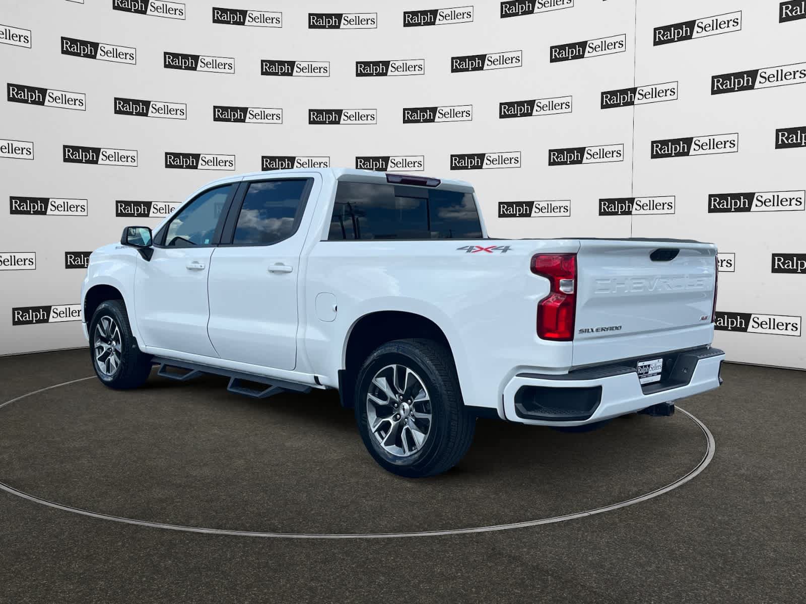 Used 2025 Chevrolet Silverado 1500 RST w/ All Star Edition Plus AWD/4WD image 4